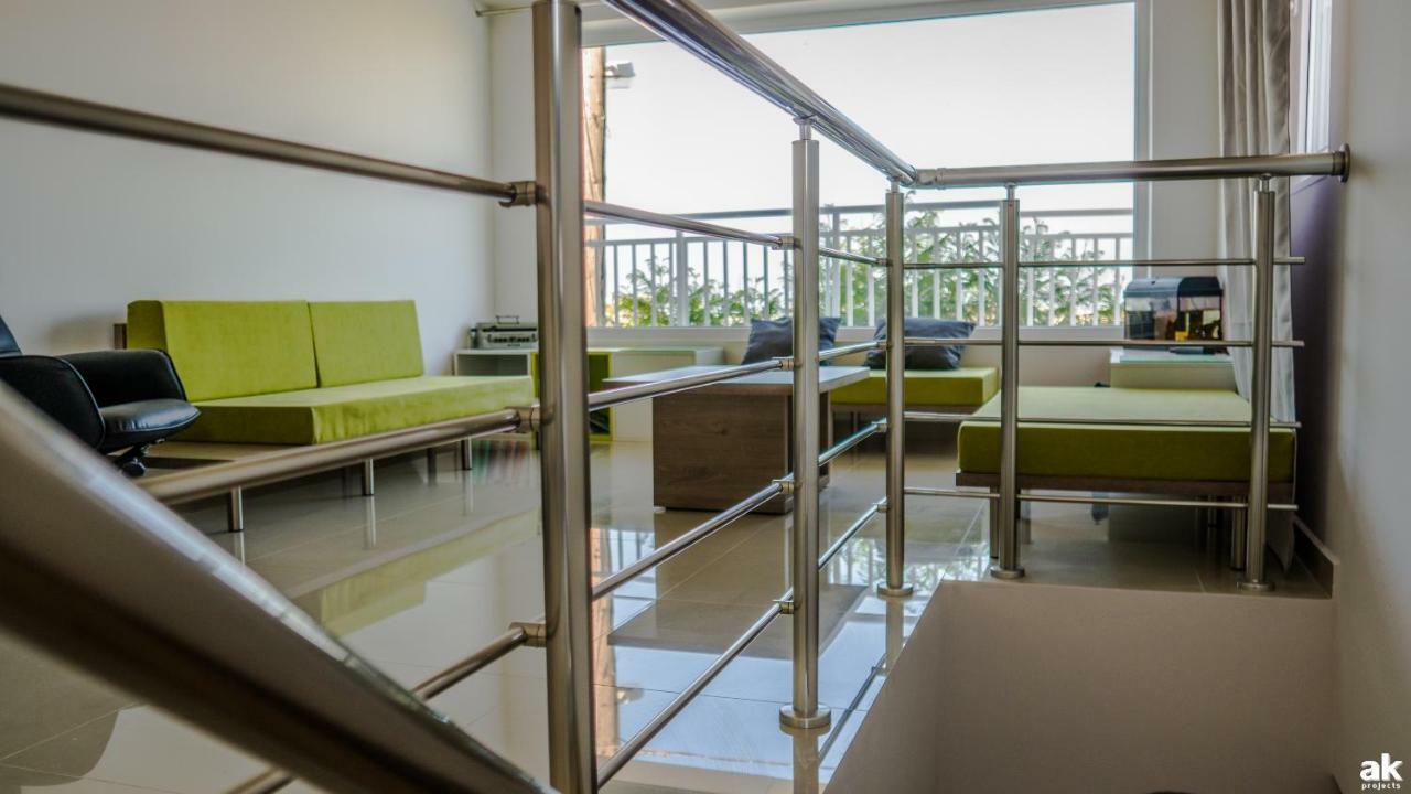 Heraklion Airport Family Lux Apartment エクステリア 写真