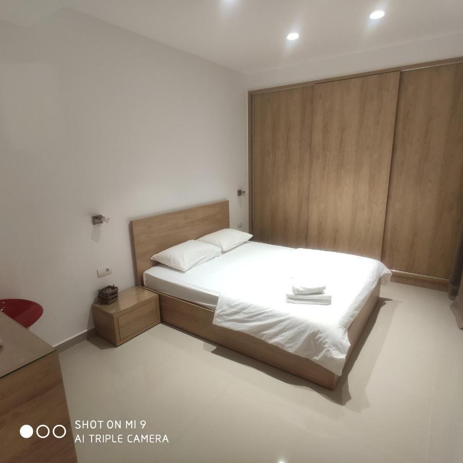 Heraklion Airport Family Lux Apartment エクステリア 写真
